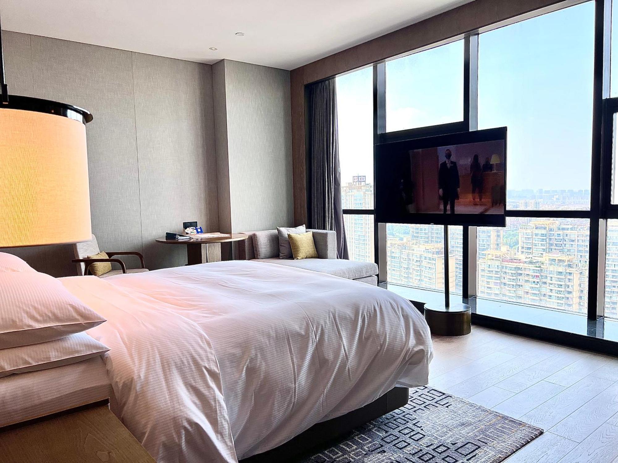 Отель Hilton Цзясин Экстерьер фото