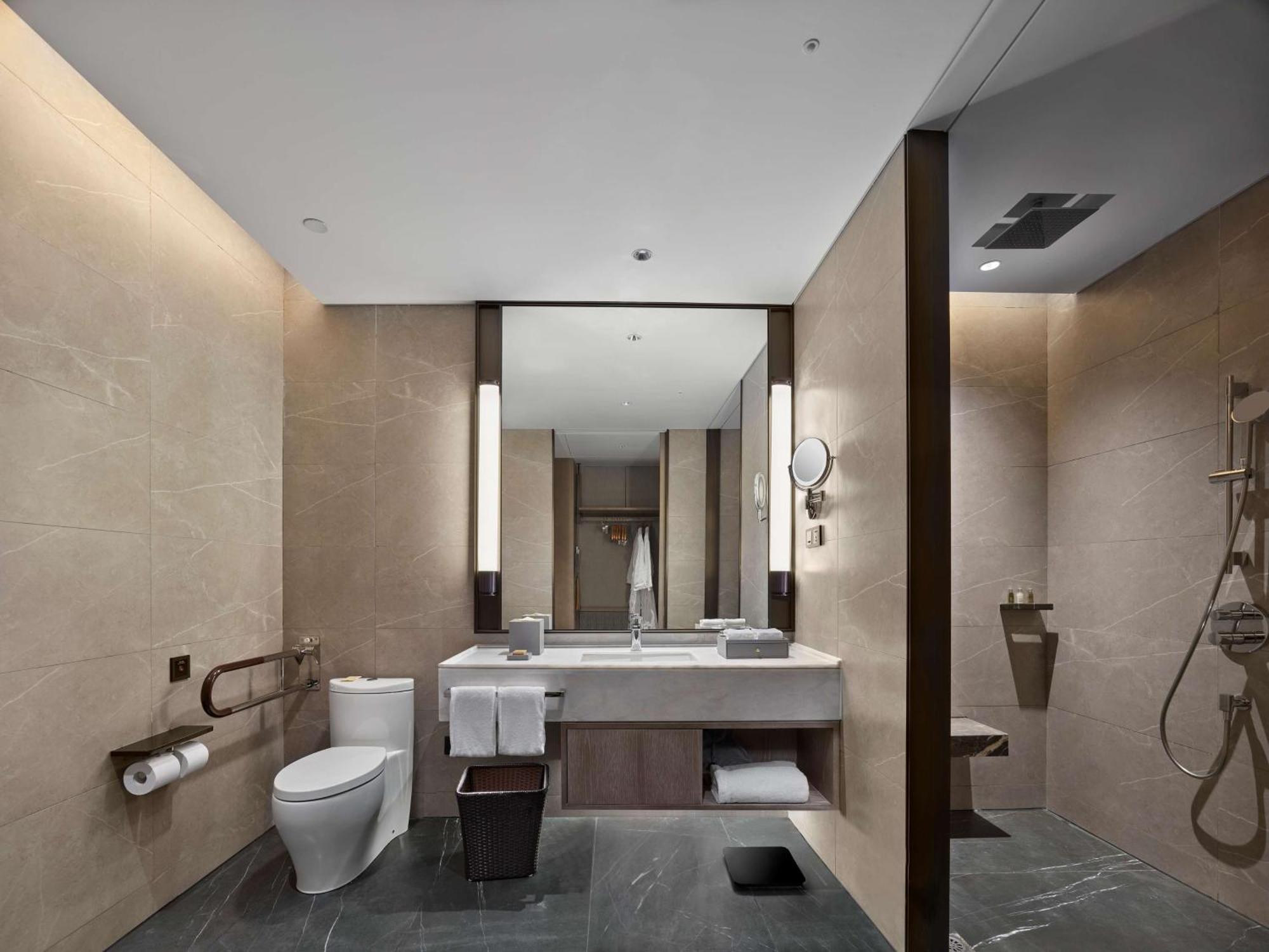 Отель Hilton Цзясин Экстерьер фото